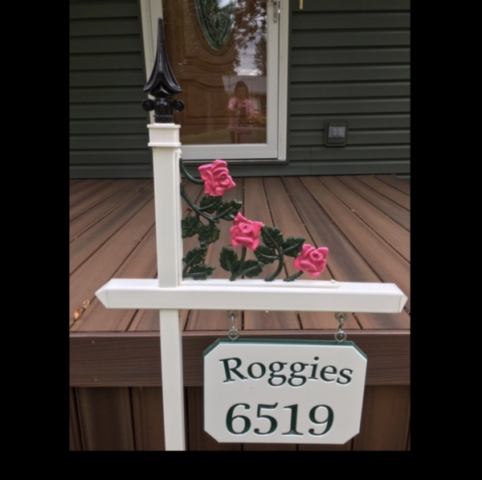 Customer ordered white Lawn Sign Holder with a Rose Scroll and painted the top and rose scroll herself